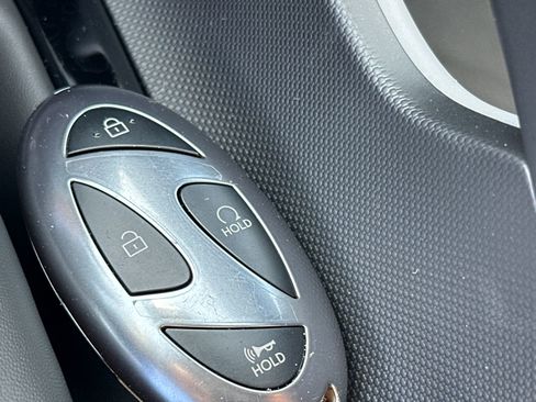 New 2025 Hyundai Elantra Sport image 32