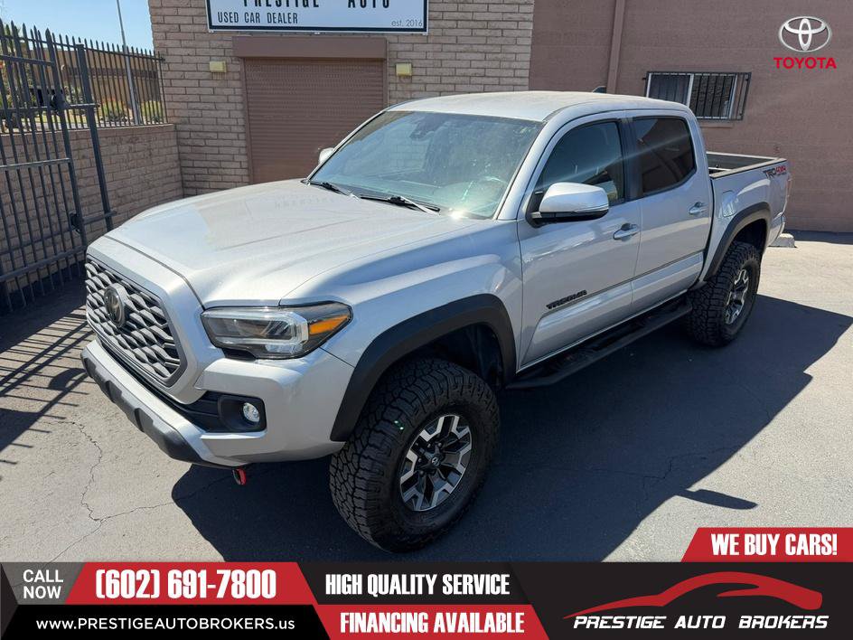 Used 2021 Toyota Tacoma TRD Off-Road w/ Technology Package AWD/4WD image 2