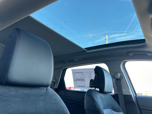 Certified 2026 Kia Sportage SX Prestige image 18