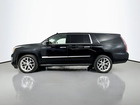 Used 2019 Cadillac Escalade ESV Platinum AWD/4WD image 4