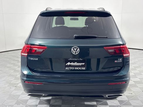 Used 2018 Volkswagen Tiguan S image 5