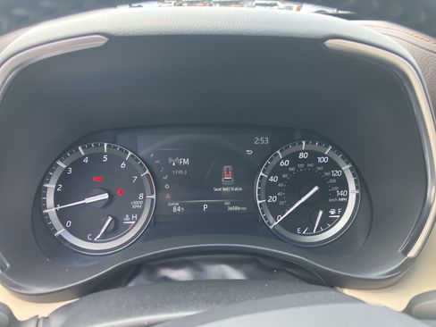 Used 2020 Toyota Highlander Limited AWD/4WD image 23