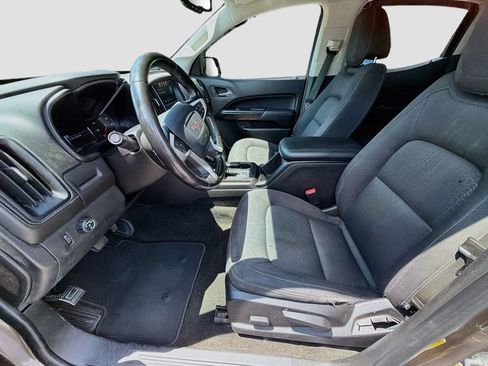 Used 2017 GMC Canyon SLE RWD image 21