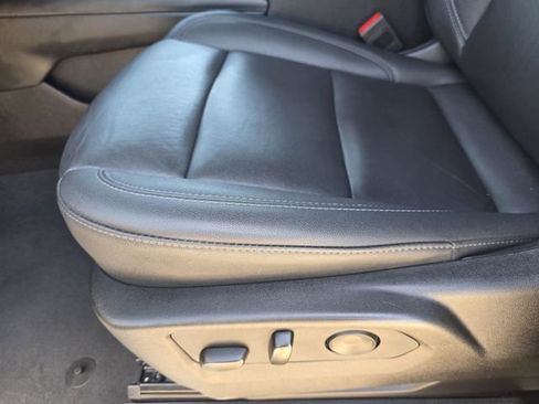 Used 2025 Chevrolet Tahoe LT RWD image 21