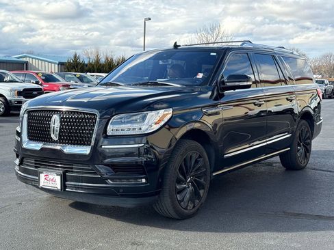 Used 2020 Lincoln Navigator L Reserve w/ Equipment Group 208A Reserve image 22
