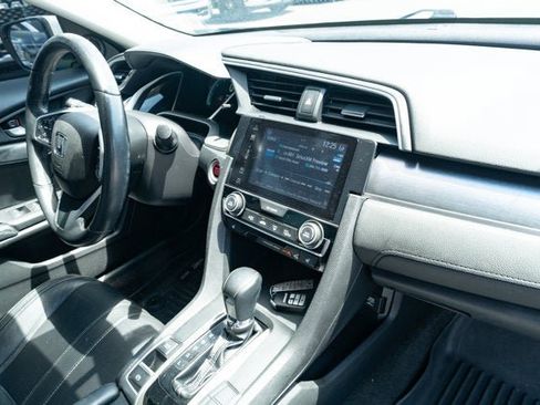 Used 2017 Honda Civic EX-L image 39