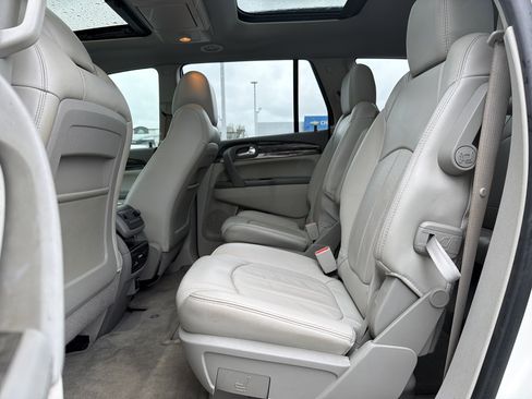 Used 2014 Buick Enclave Premium w/ Trailering Provision Package image 31