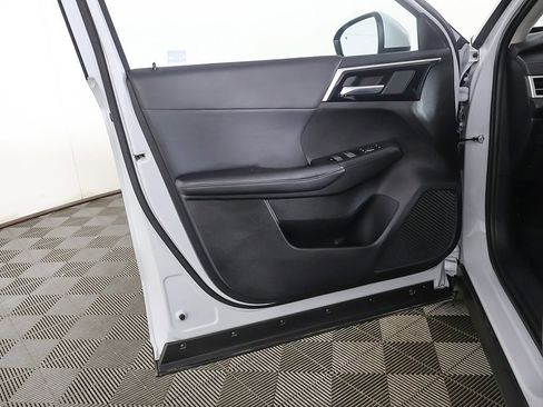 Used 2024 Mitsubishi Outlander SE image 23