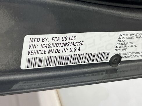 Used 2022 Jeep Wagoneer Series III w/ Flexible Seating Group AWD/4WD image 34