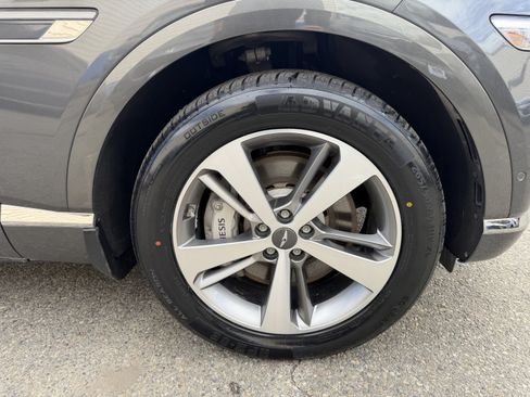 Used 2023 Genesis GV80 3.5T AWD/4WD image 10