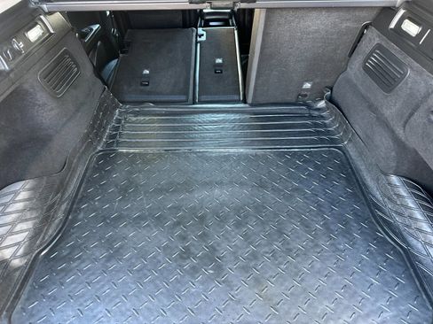 Used 2019 Alfa Romeo Stelvio Base image 17