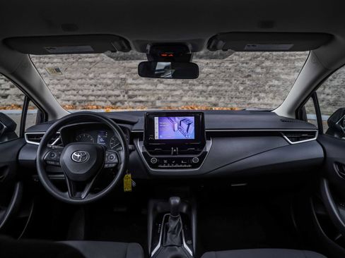 Certified 2023 Toyota Corolla LE image 25