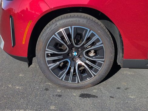 Used 2025 BMW X3 xDrive30i w/ Premium Package image 23