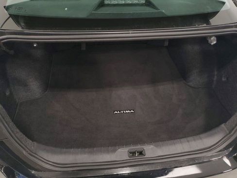 Used 2025 Nissan Altima 2.5 SV image 25