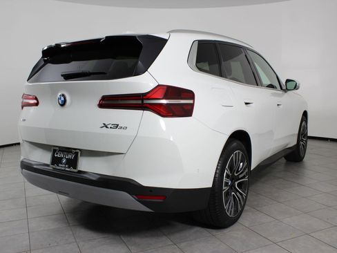 New 2026 BMW X3 xDrive30 w/ Premium Package image 9