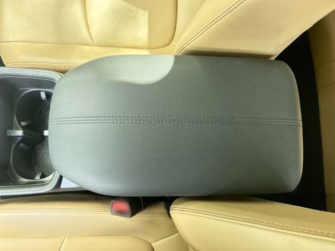 Used 2022 Toyota RAV4 XLE Premium FWD image 21