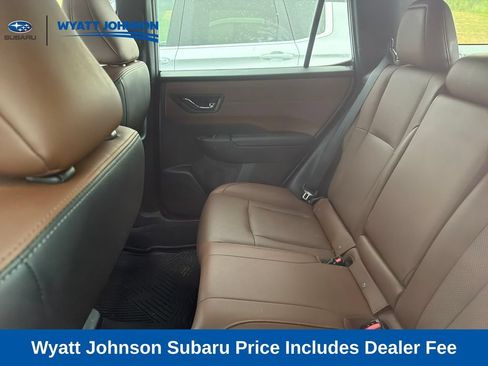 Used 2026 Subaru Outback Touring AWD/4WD image 12