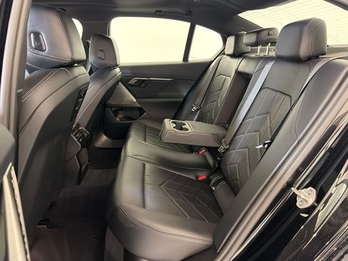 Used 2026 BMW 530i RWD image 19