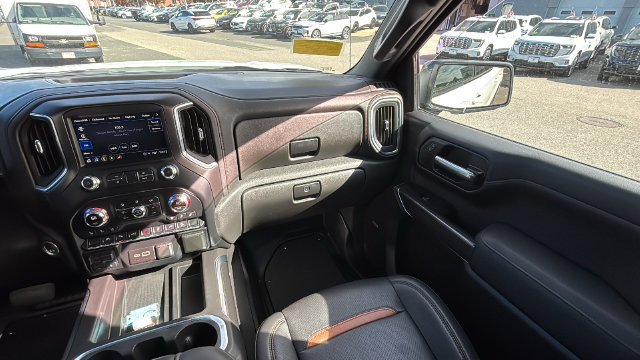 Certified 2022 GMC Sierra 1500 AT4 w/ AT4 Premium Package AWD/4WD image 27
