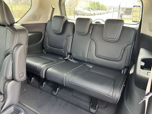 New 2026 INFINITI QX80 Luxe RWD image 25