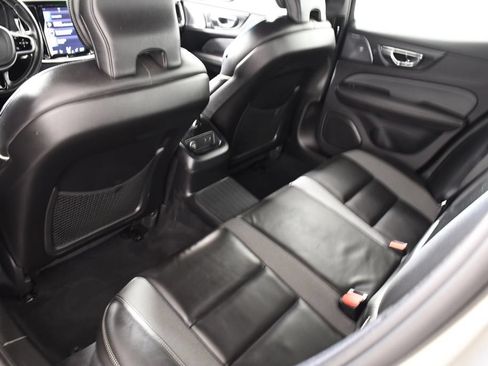Used 2019 Volvo S60 T8 R-Design AWD/4WD image 26