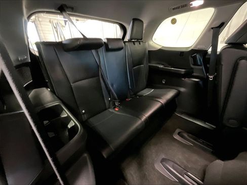Certified 2025 Toyota Grand Highlander AWD image 17