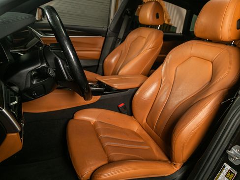 Used 2019 BMW 640i Gran Turismo xDrive w/ Luxury Package image 4