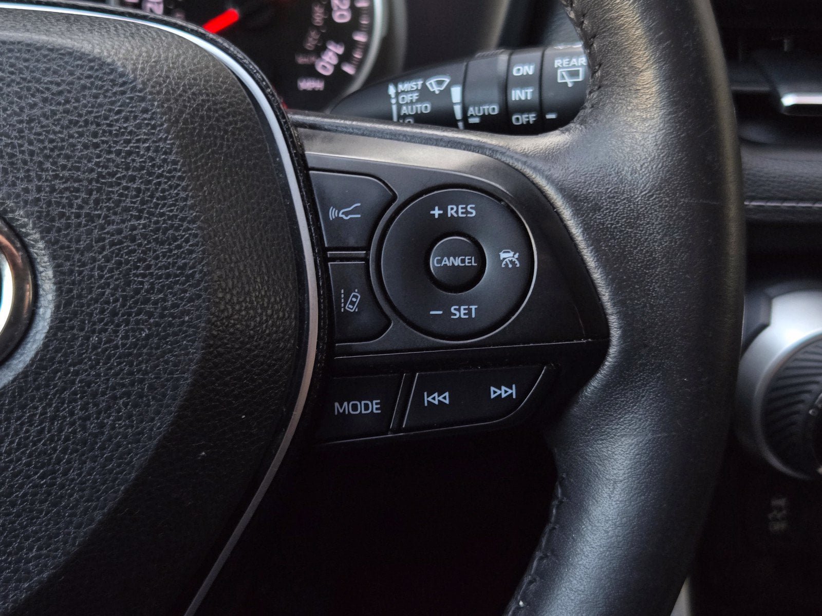 Certified 2021 Toyota RAV4 XLE Premium FWD image 22