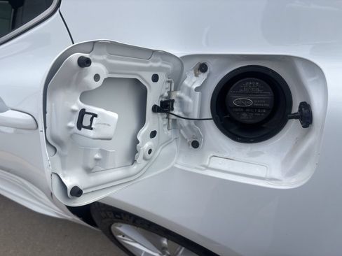 Used 2024 Toyota Camry SE FWD image 24