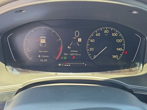 Used 2025 Honda Civic Sport image 25
