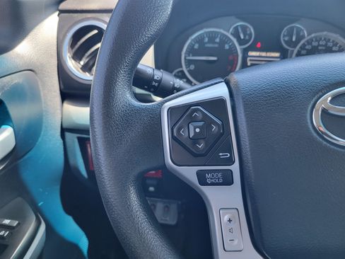 Used 2016 Toyota Tundra SR5 AWD/4WD image 28