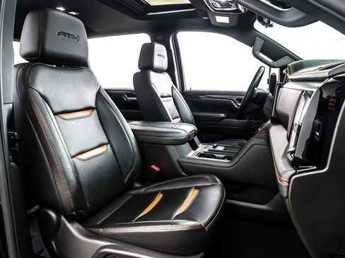 Used 2024 GMC Sierra 2500 AT4 w/ AT4 Premium Plus Package image 7