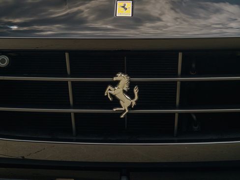 Used 2019 Ferrari Portofino RWD image 29
