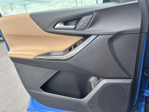 Used 2026 Chevrolet Equinox ACTIV w/ Convenience Package III image 23