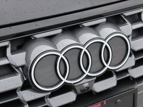 Certified 2025 Audi Q5 Premium w/ Convenience Package AWD/4WD image 30