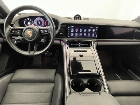 Certified 2025 Porsche Panamera 4 AWD/4WD image 22