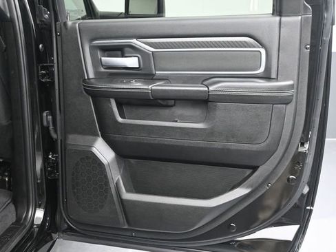 Used 2025 RAM 3500 Big Horn AWD/4WD image 13