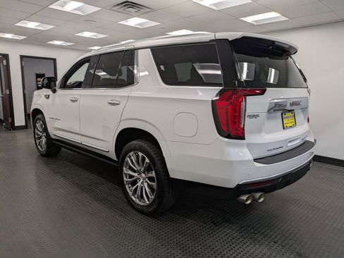 Used 2021 GMC Yukon Denali w/ Denali Premium Package image 6