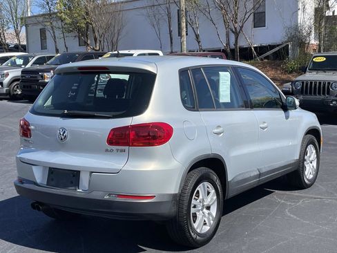 Used 2014 Volkswagen Tiguan S image 7