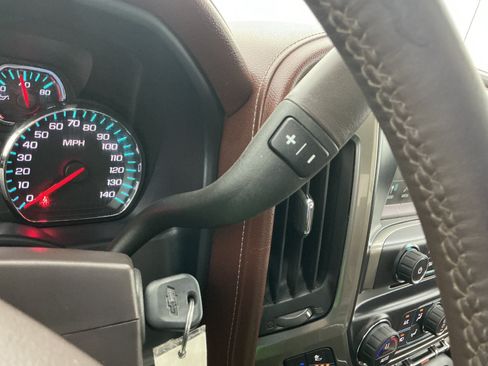 Used 2016 Chevrolet Silverado 1500 High Country AWD/4WD image 39