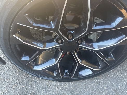 Used 2017 Chevrolet Tahoe Premier image 2