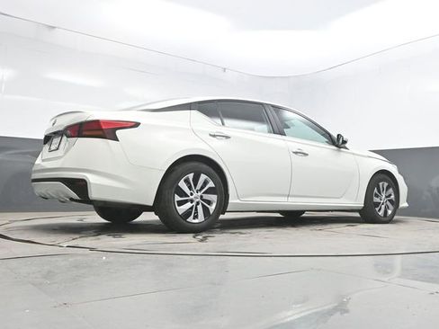 Used 2021 Nissan Altima 2.5 S FWD image 39