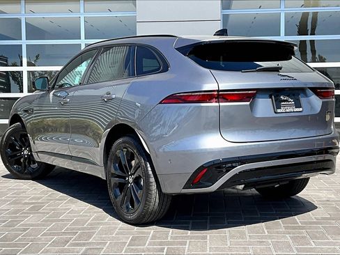 New 2026 Jaguar F-PACE R-Dynamic S image 3