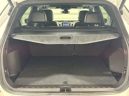 Used 2024 Chevrolet Equinox Premier FWD image 24
