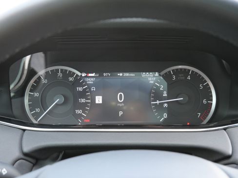 Used 2023 Land Rover Range Rover Evoque R-Dynamic SE AWD/4WD image 22