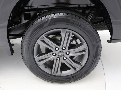 Used 2023 Ford F150 Lariat w/ Equipment Group 502A High image 14