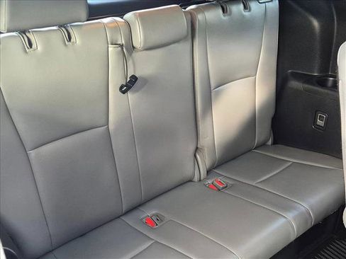 Used 2021 Toyota Highlander Platinum AWD/4WD image 20