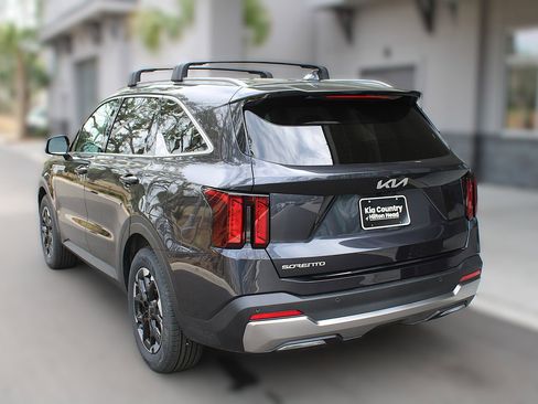New 2026 Kia Sorento S image 7