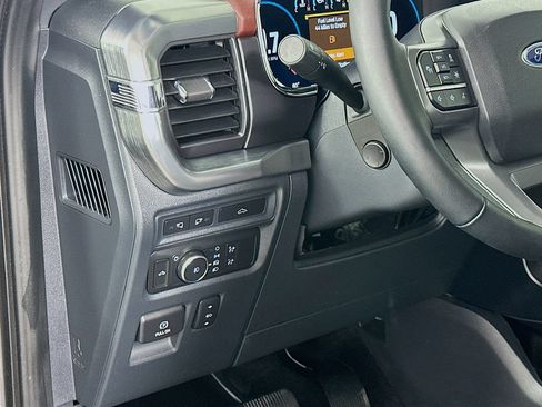 Used 2022 Ford F150 Lariat w/ Equipment Group 502A High AWD/4WD image 10