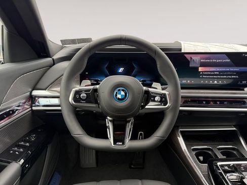 New 2026 BMW 750e xDrive AWD/4WD image 12